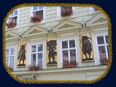Прага. Дом У трех знаменосцев на Гусовой улице. Фото Галины Пунтусовой