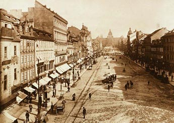 Прага, Вацлавская площадь, 1895. С сайта zastarouprahu.cz
