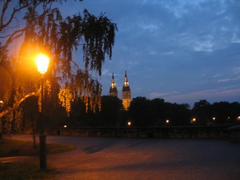 Прага. Вечерний Вышеград. Фото Галины Пунтусовой