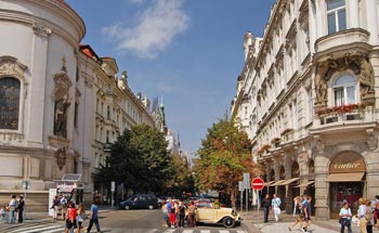 Парижская улица в Праге