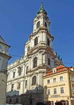 Прага. Костел св. Микулаша на Малой Стране. Фото Галины Пунтусовой
