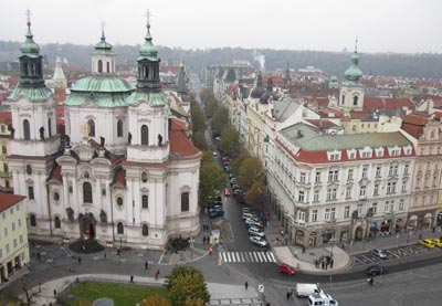 Прага. Вид на храм св. Микулаша