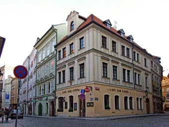 Прага. Угол Яловцовой и Гусовой улиц. Фото Галины Пунтусовой