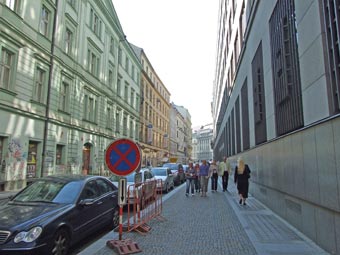 Прага. Сеноважная улица. Фото Галины Пунтусовой